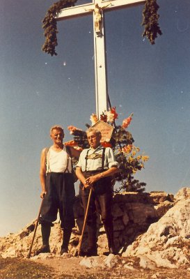 Die Errichtung eines Kreuzes am Zwiesel 1962